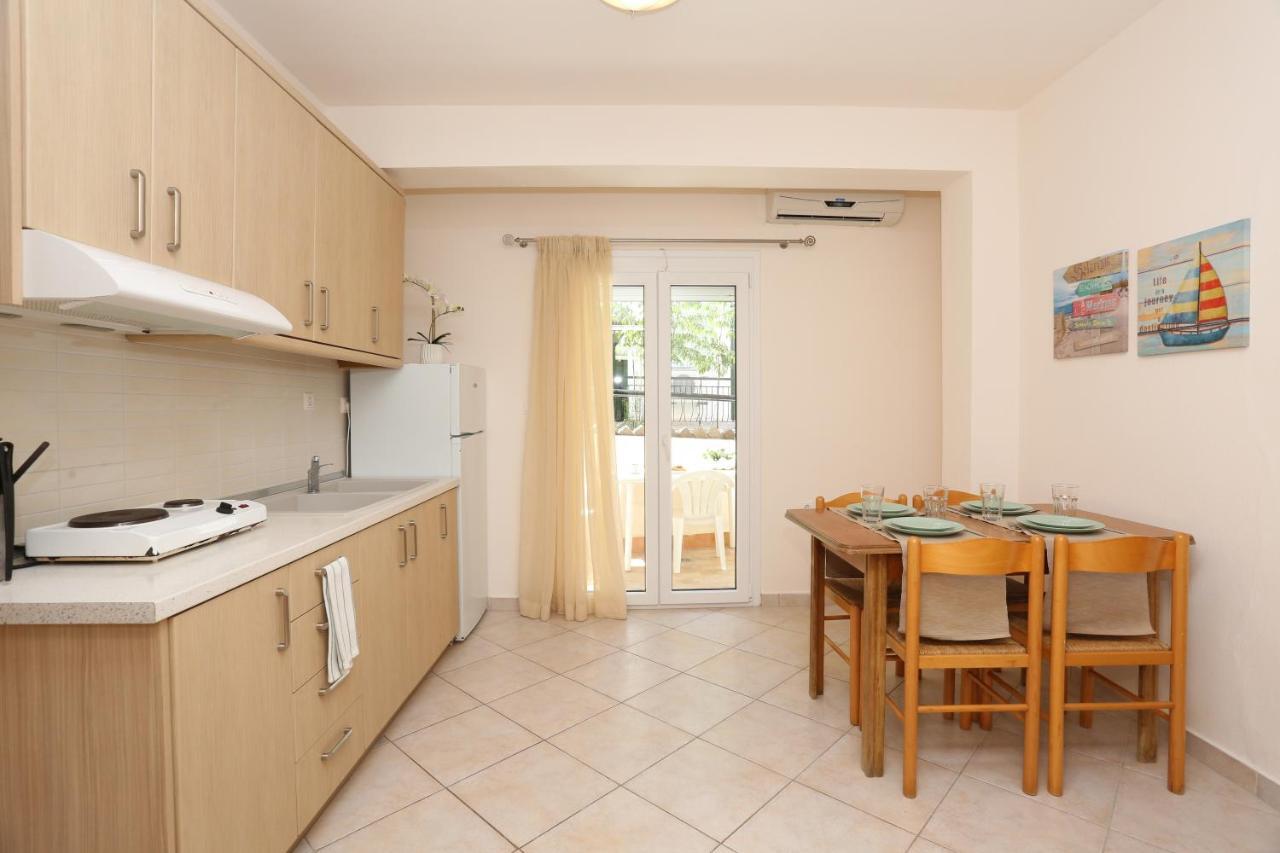 Palia Platia Apartments Pefkochori Eksteriør bilde