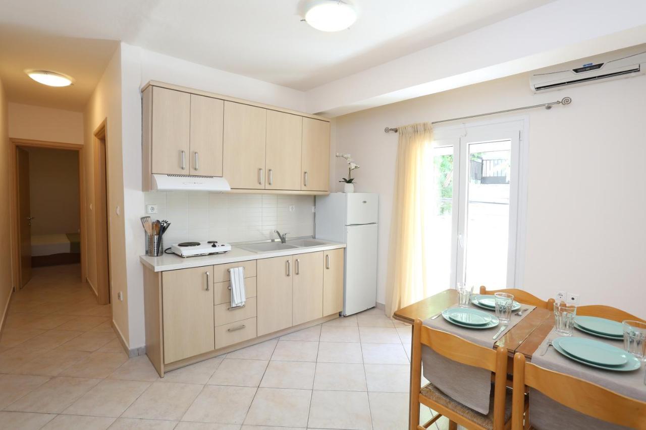 Palia Platia Apartments Pefkochori Eksteriør bilde