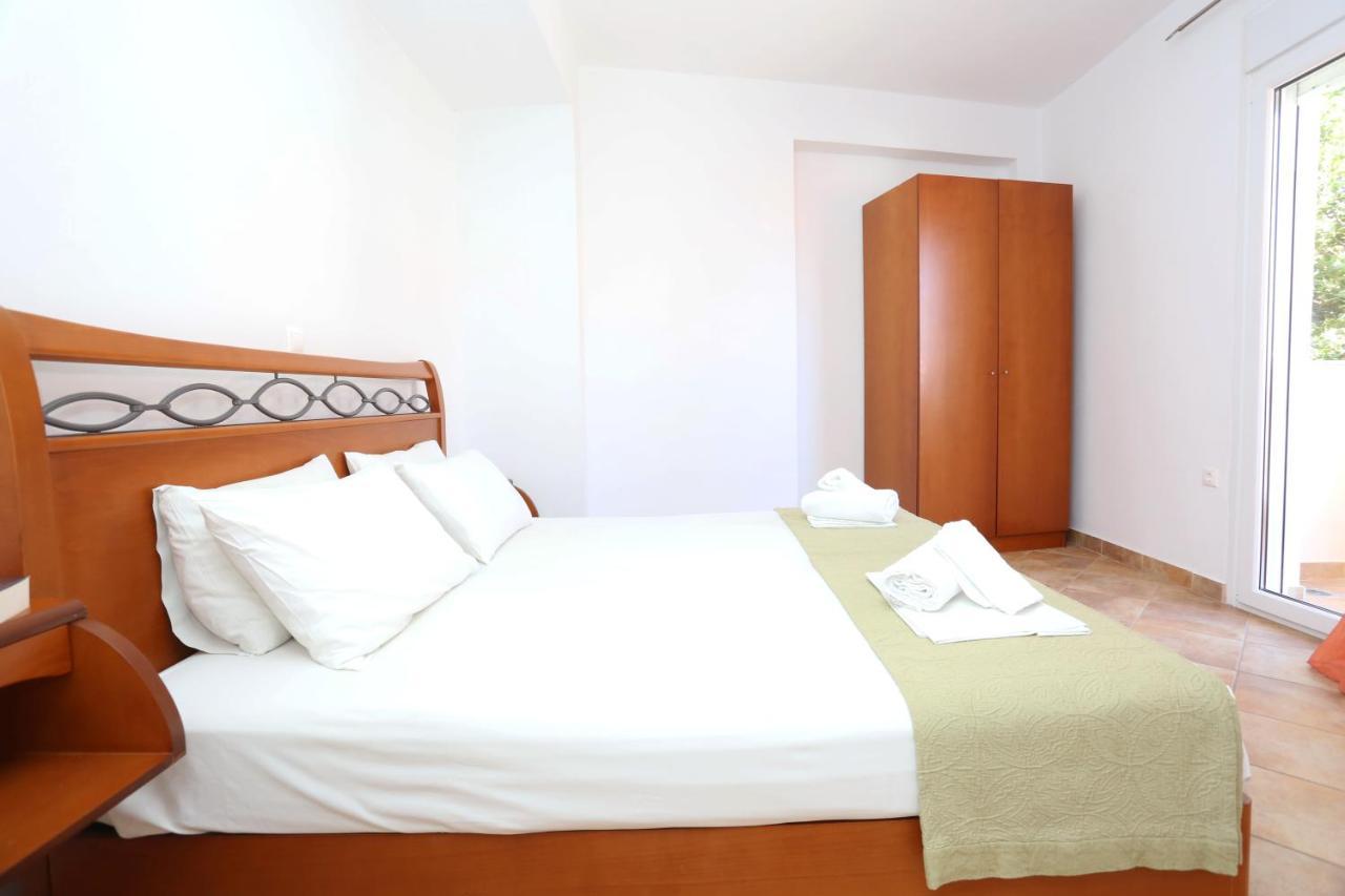 Palia Platia Apartments Pefkochori Eksteriør bilde